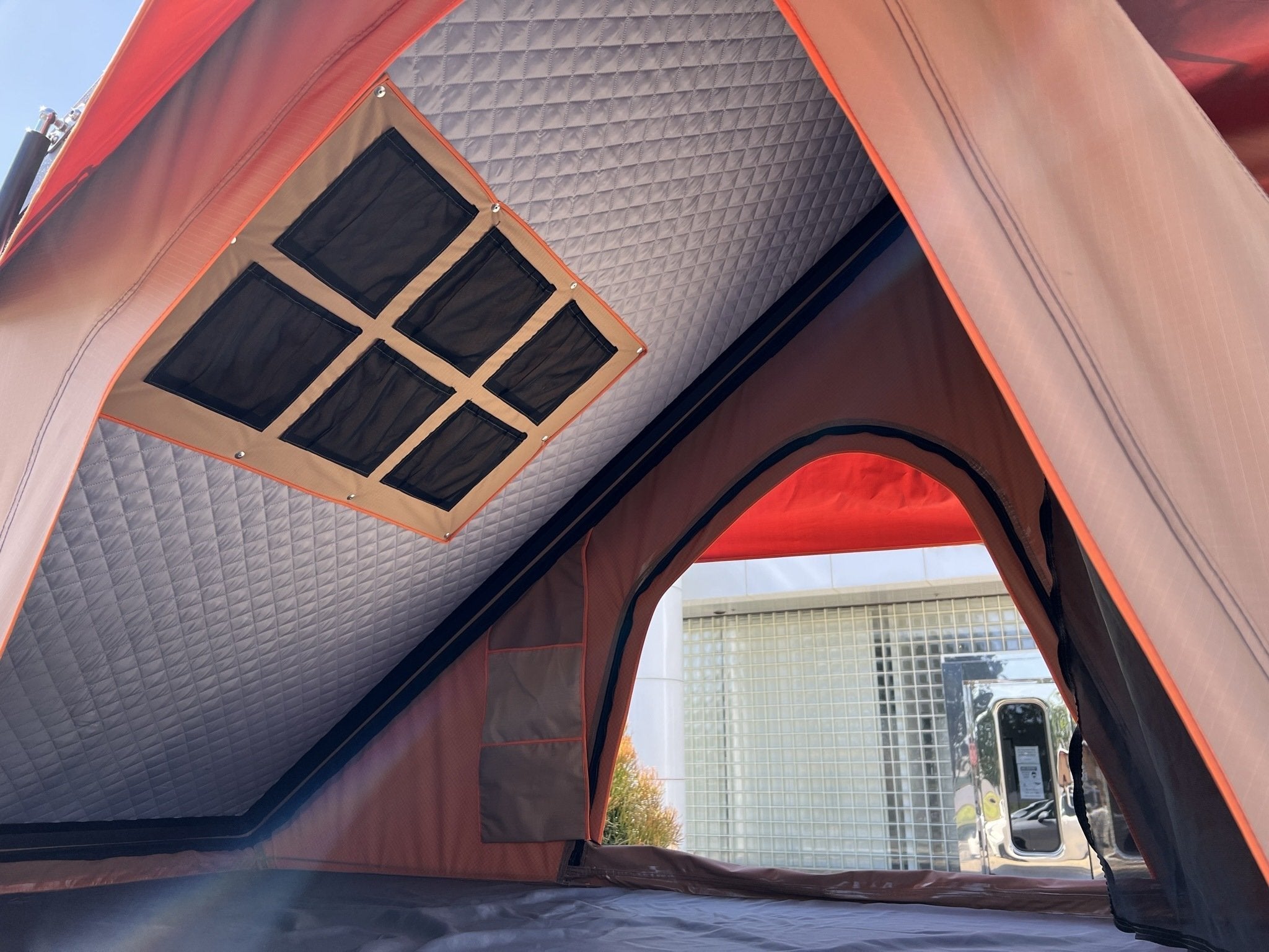 Trustmade Triangle Aluminum Black Hard Shell Grey Rooftop Tent