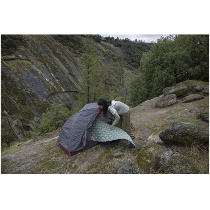 ALPS Mountaineering Flicker Inflatable Sleeping Pad – Lightweight Recycled Mat