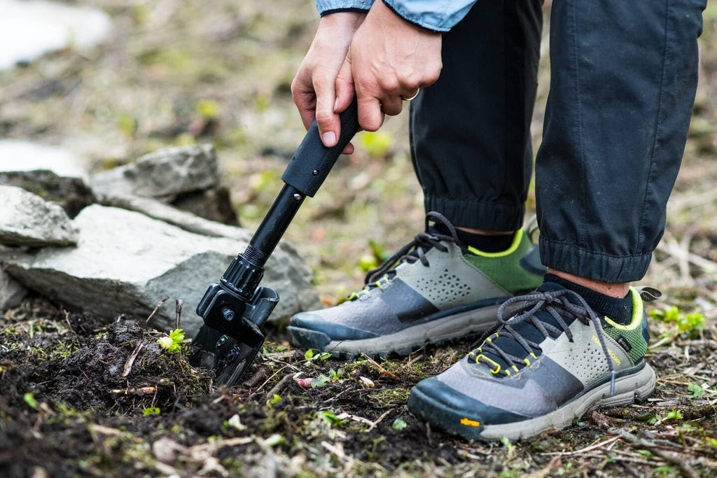 Gerber Gorge Folding Shovel – Compact Multi-Use Shovel with Hammer Mode