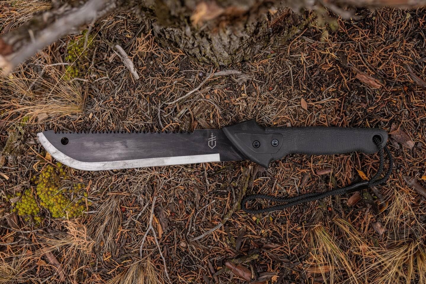 Gerber Gator Machete Jr. – Compact Dual-Blade Machete with Saw