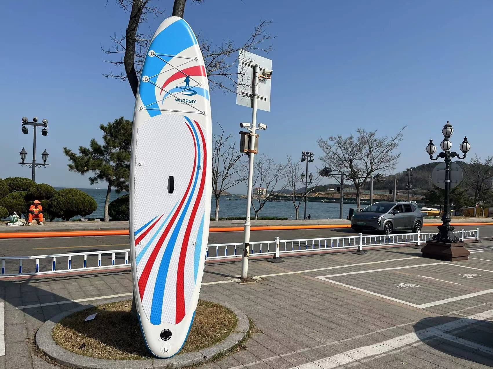 11' Inflatable Paddle Board SUP – Includes Paddle, Backpack, Pump & Leash