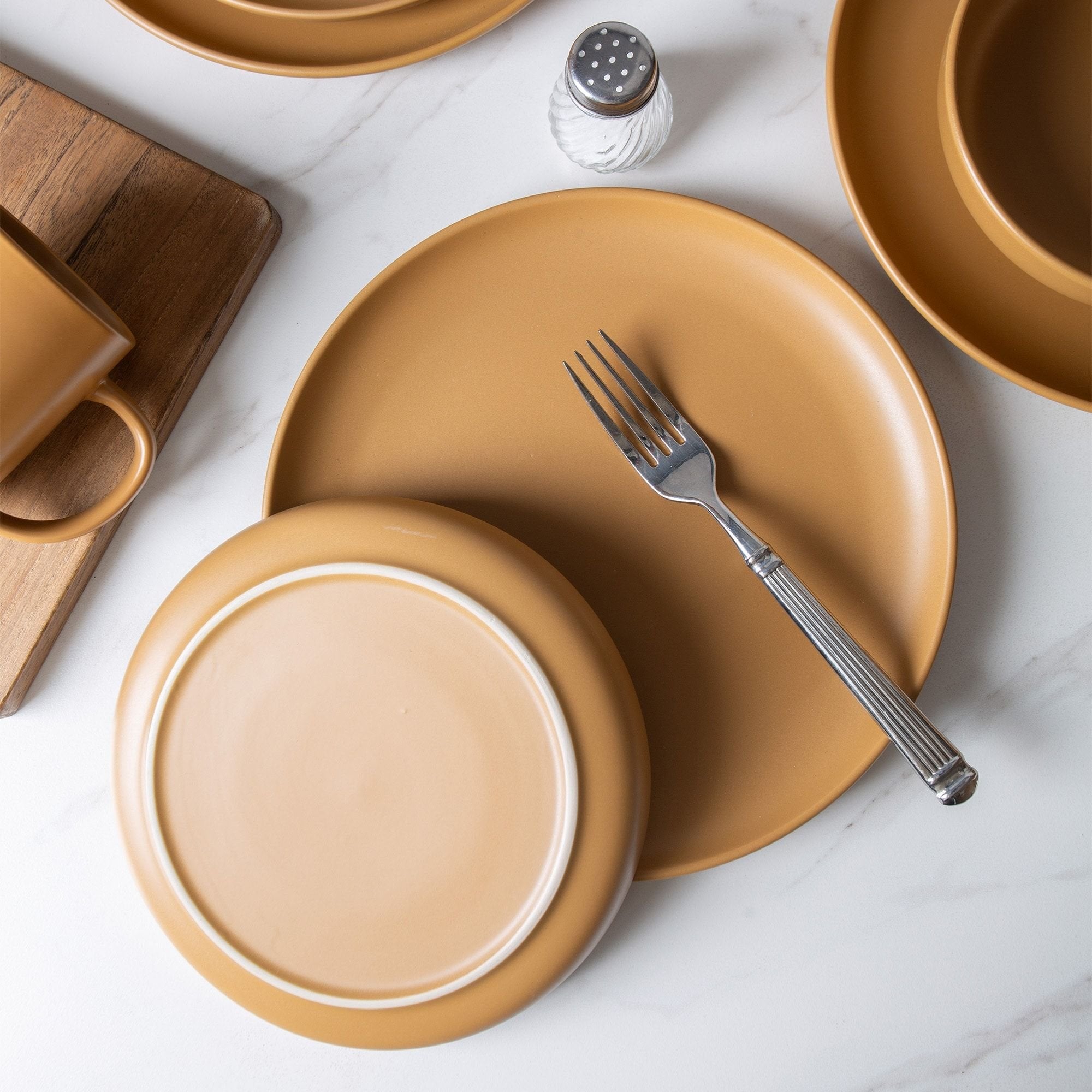 12-Piece Stoneware Dinnerware Set – Microwave & Dishwasher Safe, Non-Toxic, Stackable