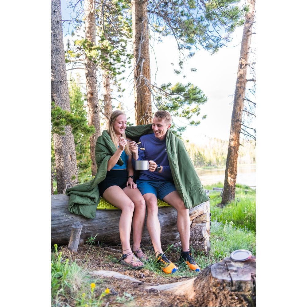 Peregrine Link-Up Field Quilt – Modular Multi-Use Sleep System